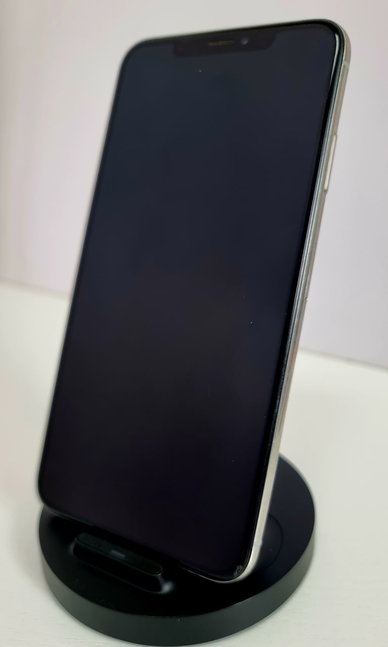 iPhone Xs Max 512Gb Silver (Заменен АКБ / Без коробки / Заменен дисплей) - Б/У . . + iPhone Xs Max 512Gb Silver (Заменен АКБ / Без коробки / Заменен дисплей) - Б/У . . +