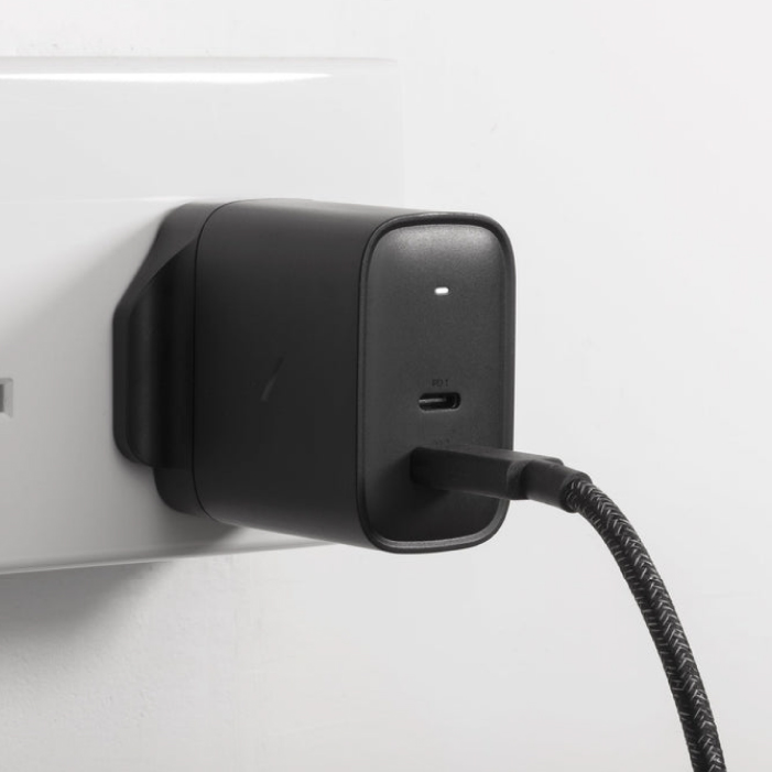 Сетевое зарядное устройство Native Union Fast GaN Charger PD, 65W, черный