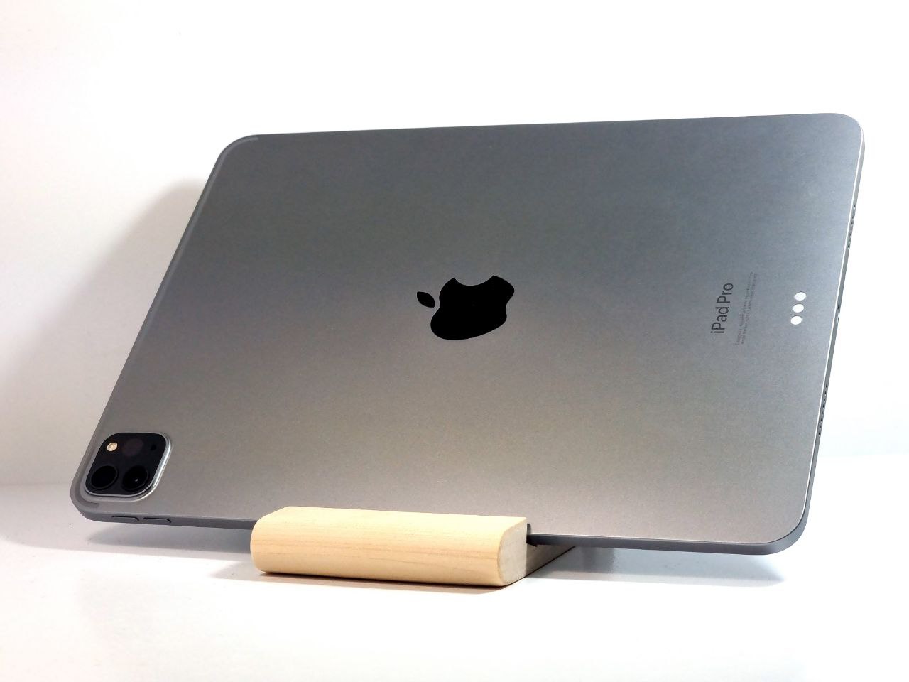 iPad Pro 11'' (2022) 256Gb Wi-Fi Space Gray - Б/У