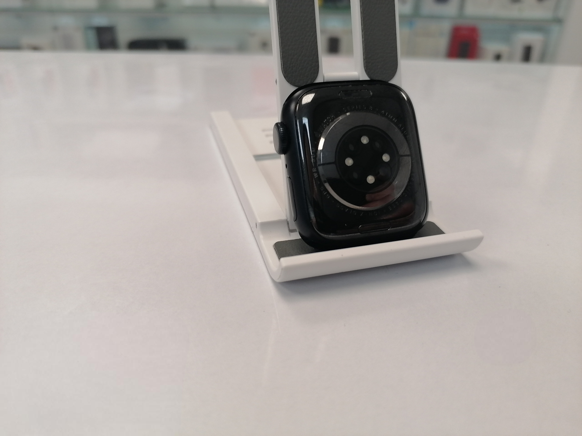 Apple Watch Series 8, 41 мм черные (MNU73) (Без коробки) - Б/У Apple Watch Series 8, 41 мм черные (MNU73) (Без коробки) - Б/У