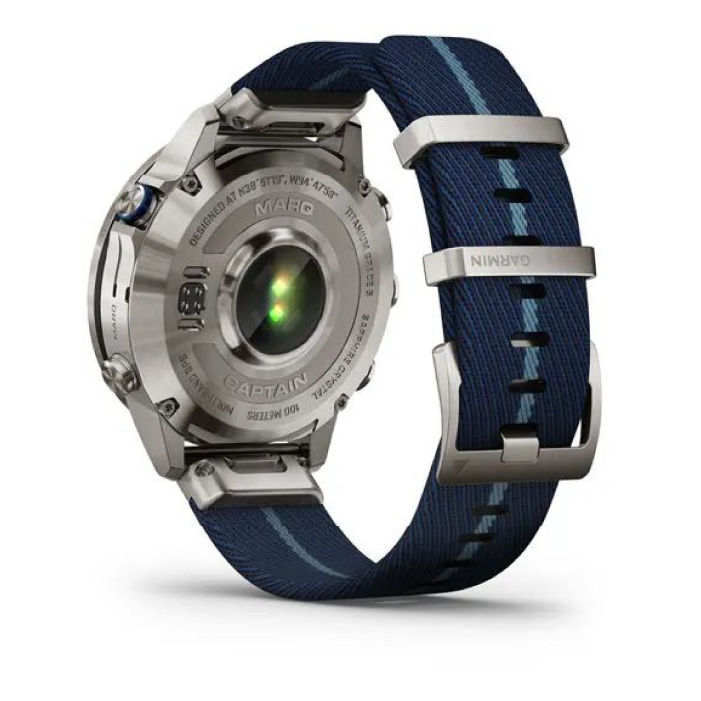 Умные часы Garmin MARQ Сaptain (Gen 2)